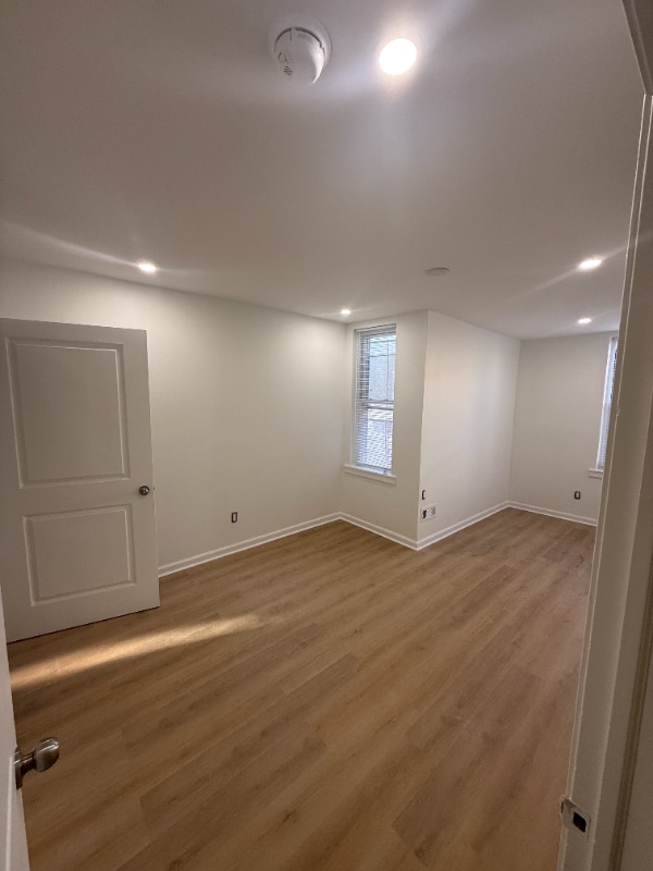 Building Photo - 1413 N Vodges St