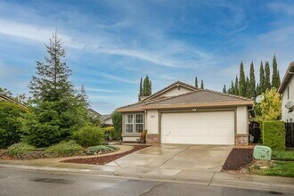 Building Photo - Spacious 3 Bedroom in Citrus Heights