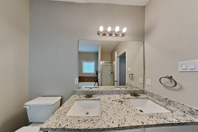 Building Photo - 5019 Westwood Pines Dr