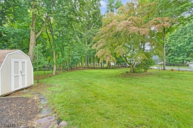 Building Photo - 10 Kenvil Ave