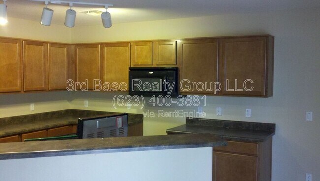 Building Photo - 22544 W Hadley St