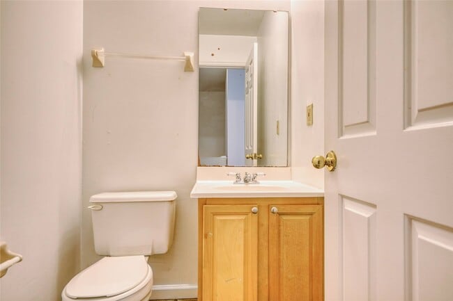 Building Photo - 4390 McPherson Ave