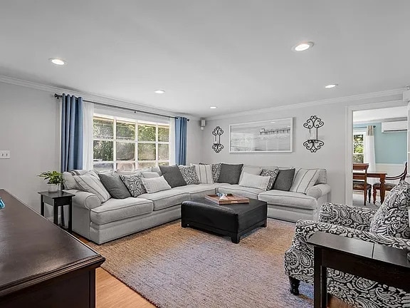 Building Photo - Welcome to the home of your dreams! This g...