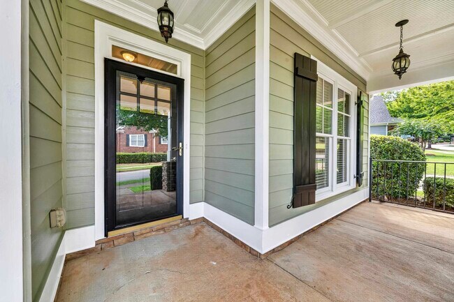 Building Photo - 1081 Carriage Ridge Dr