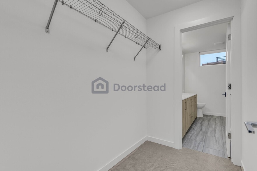 Building Photo - 6309 9th Ave NE