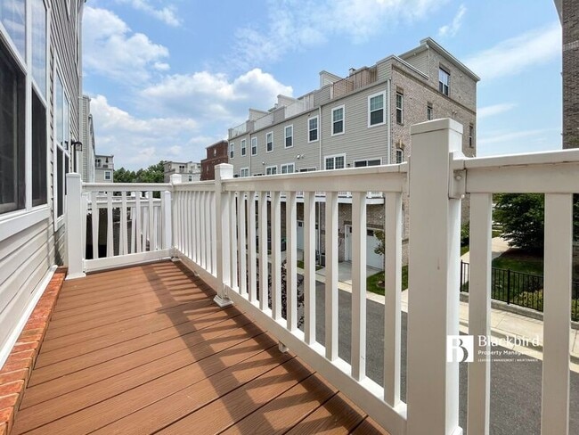 Building Photo - 9616 Wesbourne Dr