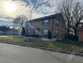 Building Photo - 1111 Lincoln St