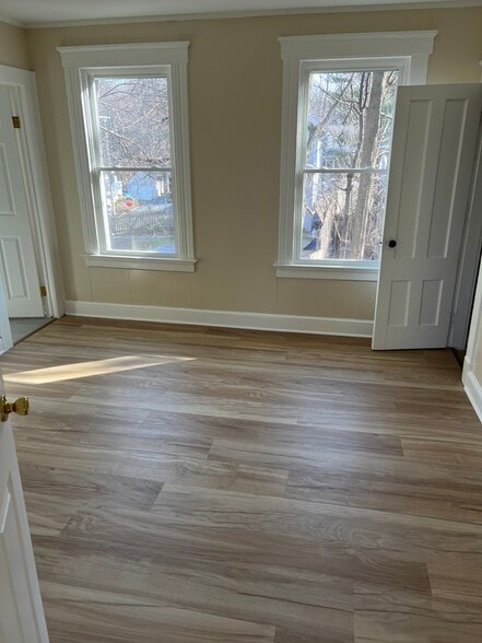 Building Photo - 63 Wood St