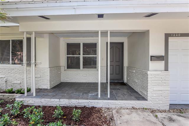 Building Photo - 1220 Milan Ave