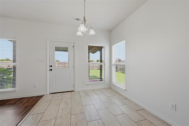 Building Photo - 1720 Fairway Dr
