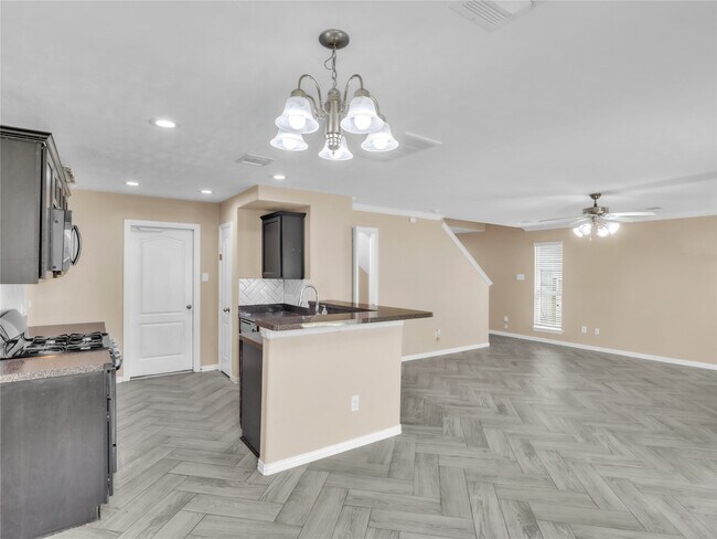 Building Photo - 1418 Banbury Ct