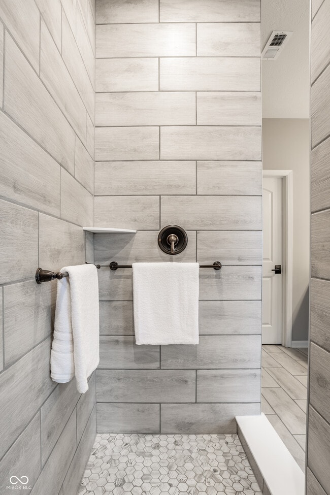 Building Photo - 9744 Junction Sta