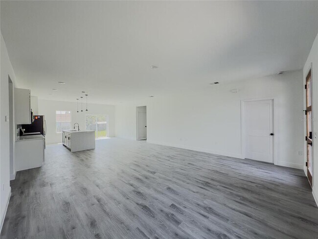 Building Photo - 4240 SW 169th Ln Rd