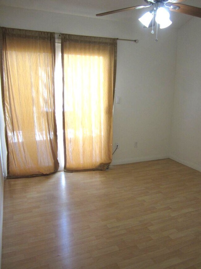 Building Photo - La Mesa "Near SDSU" Spacious 2BR/2BA Condo...