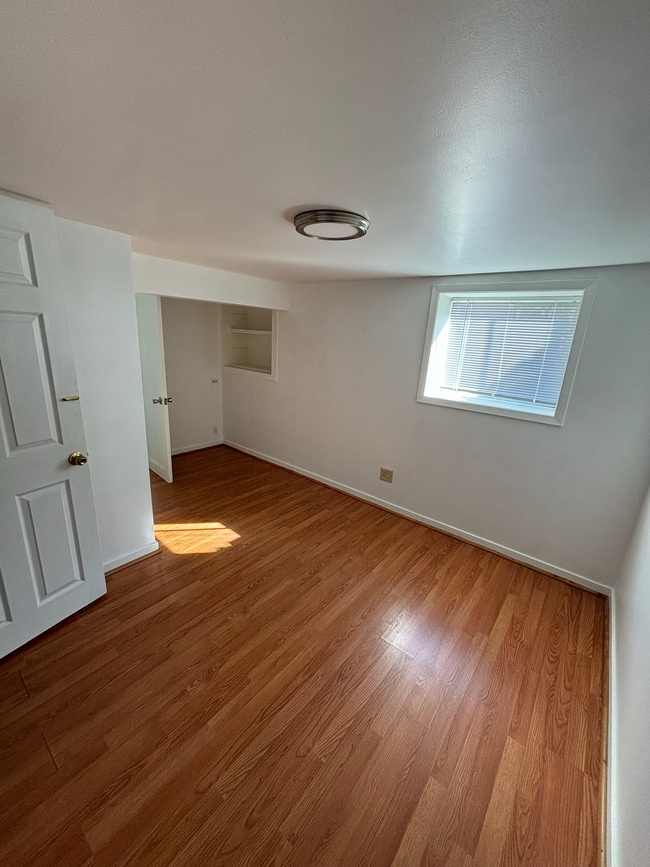 Building Photo - 207 Woodrow St