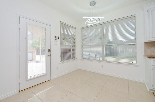 Building Photo - 5315 Fairweather Ct