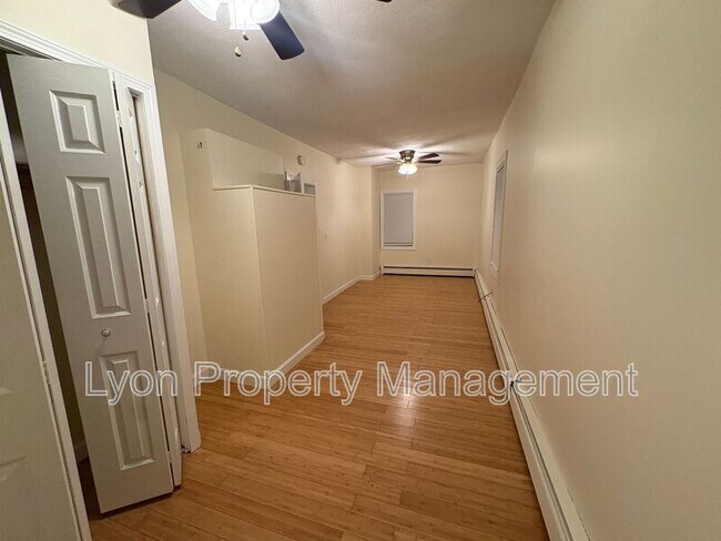 Building Photo - 2 Proctor Pl