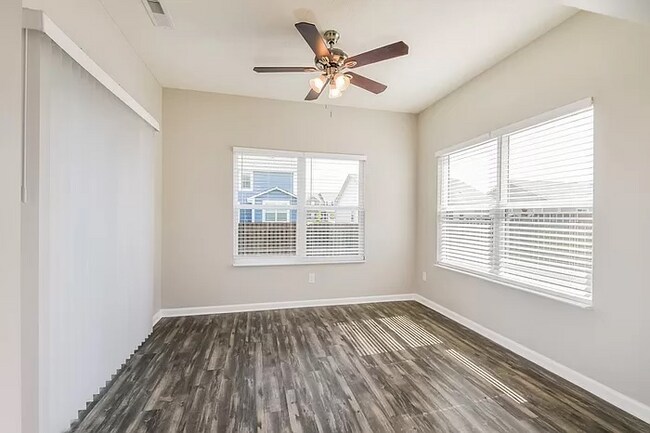 Building Photo - 1368 W Wyndstone Way