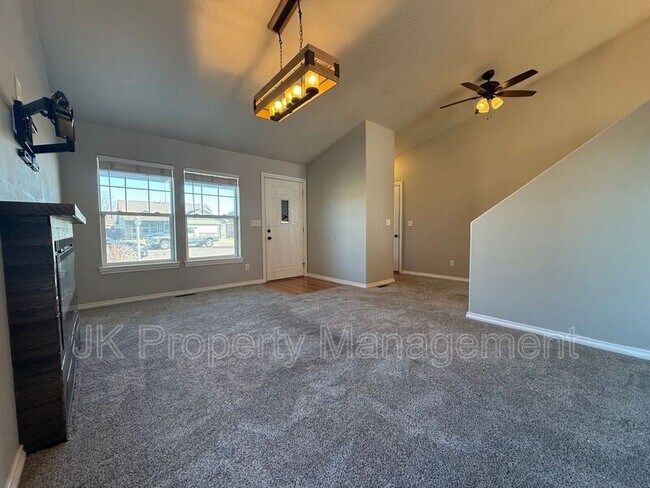 Building Photo - 716 49th St N