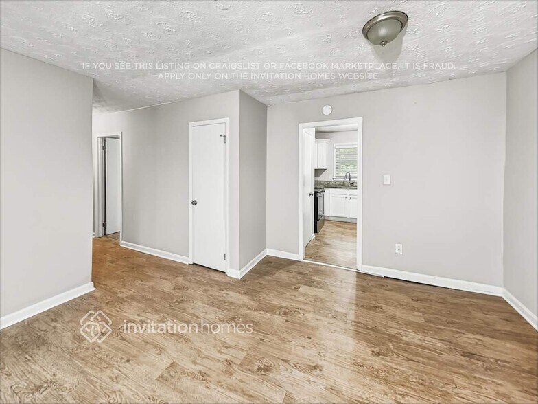 Building Photo - 3455 Leisure Ln