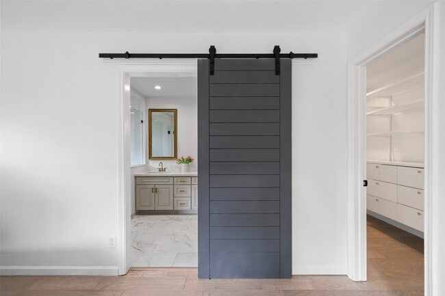 Building Photo - 5315 Rutherglenn Dr