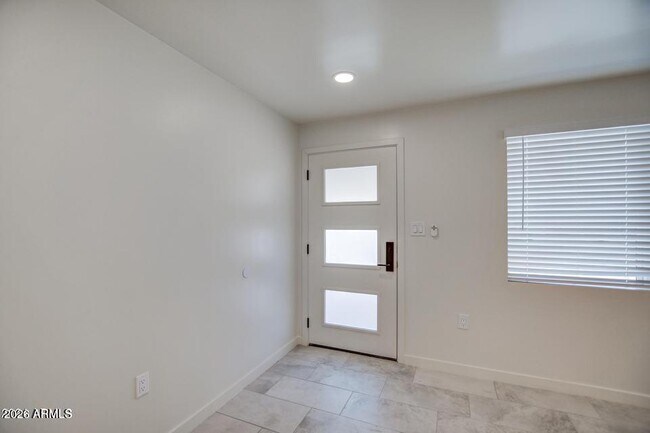 Building Photo - 1413 S Jentilly Ln