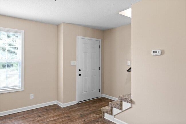 Building Photo - 375 Mcgee Ct