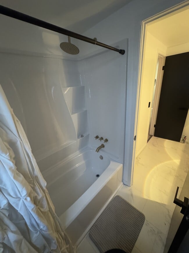 Building Photo - 6501 Westrock Dr