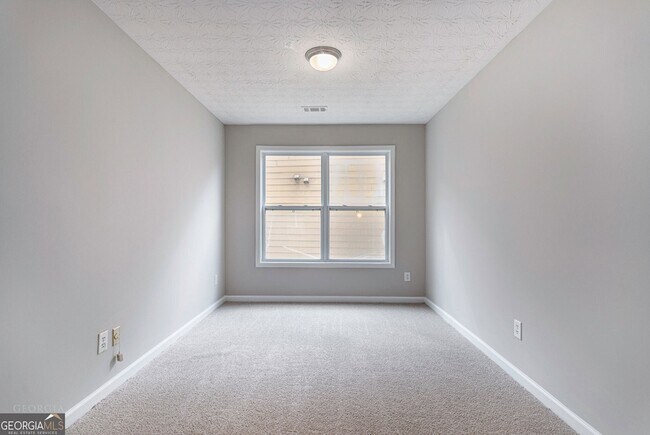 Building Photo - 6126 Allpoint Way