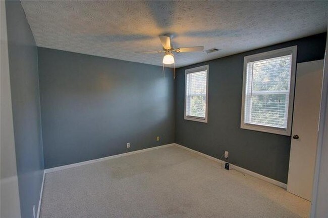 Building Photo - 1210 Rocky Rd