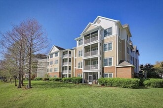 Building Photo - Peaceful Pond Views + Open Layout | 2BR + Office in Prime Location