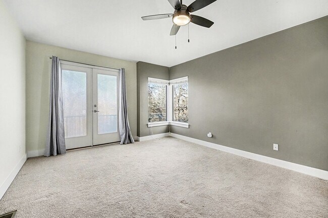 Building Photo - Gorgeous 3 bed 3.5 bath Home Available in Platt Park!