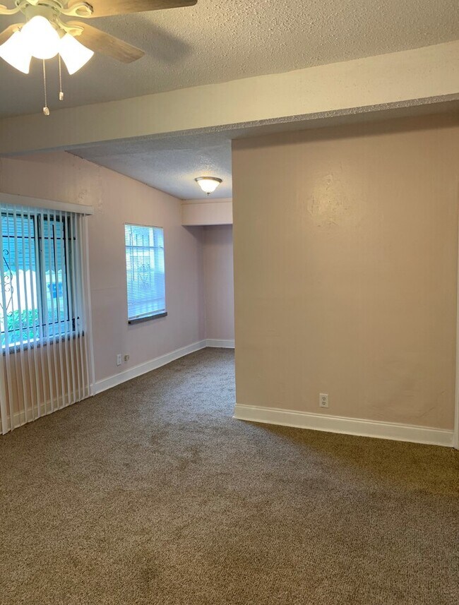 Building Photo - Spacious Backyard And Screened Porch In This Cozy 3 Bedroom Home