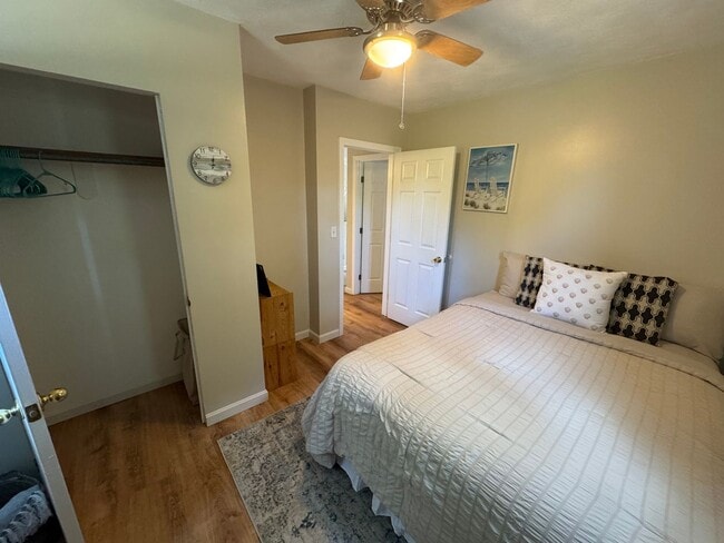 Building Photo - Winter Rental - Furnished 2 Bedroom Rental...