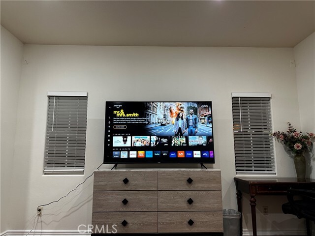 Building Photo - 300 Lampman Way