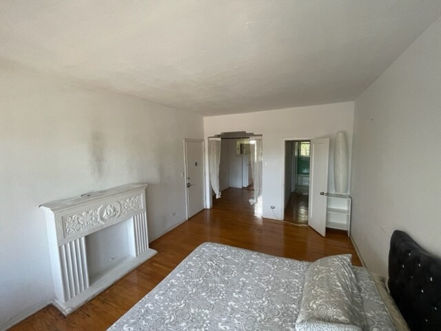 Building Photo - 1043-1048 8th St