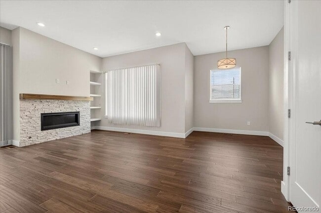 Building Photo - 1407 Rogers Ct