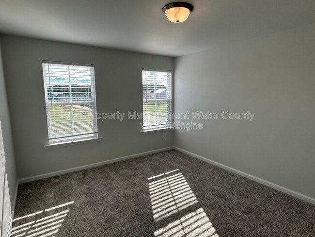 Building Photo - 381 Fosterton Cottage Wy