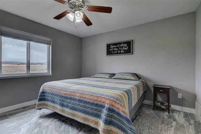 Building Photo - 1455 Shoshone Dr