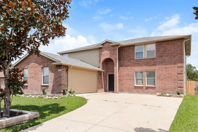 Building Photo - 1421 Nimitz Way