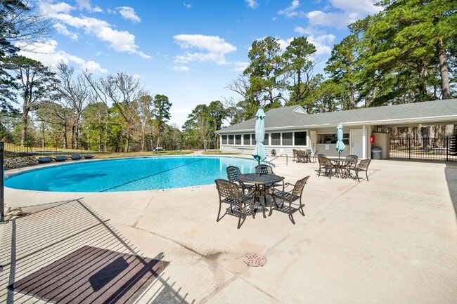 Building Photo - 201 Sunny Hill Dr