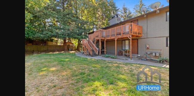 Building Photo - 426 SE 169th Ave