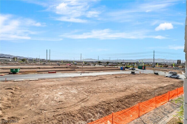 Building Photo - 351 Cymbal Pl