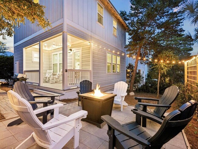 Building Photo - 28 Emerald Beach Cir