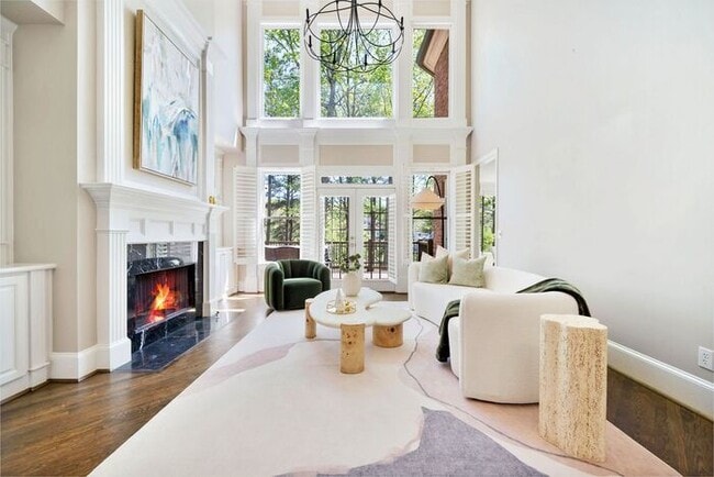 Building Photo - 7015 Blackthorn Ln