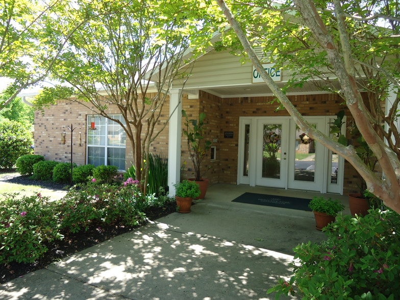 Building Photo - Heritage Park