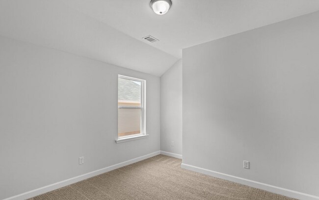 Building Photo - 7417 Paisley Cir