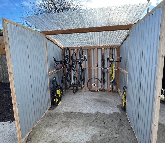 Secure Bike Storage - 9224 N Tyler Ave