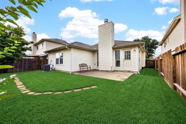 Building Photo - 7219 Avocet Ln