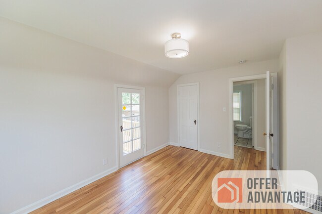 Building Photo - 3948 Delmore Rd
